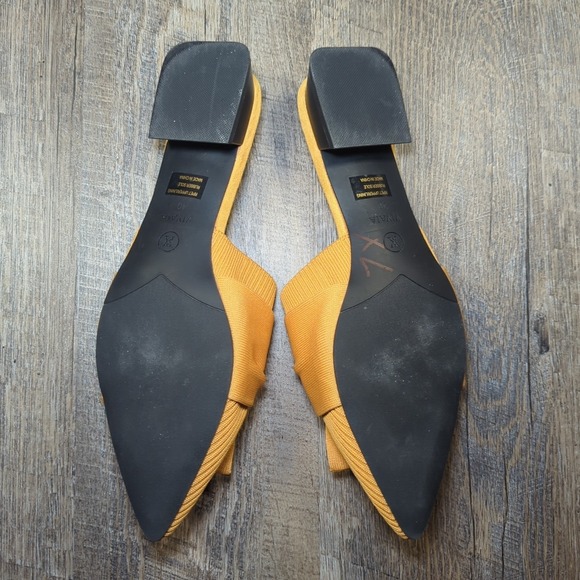 VIVAIA Pointed-Toe Knot Mules Size 40 US 9 Mustard Yellow Low Heel Slip On Yaffa - Picture 5 of 13